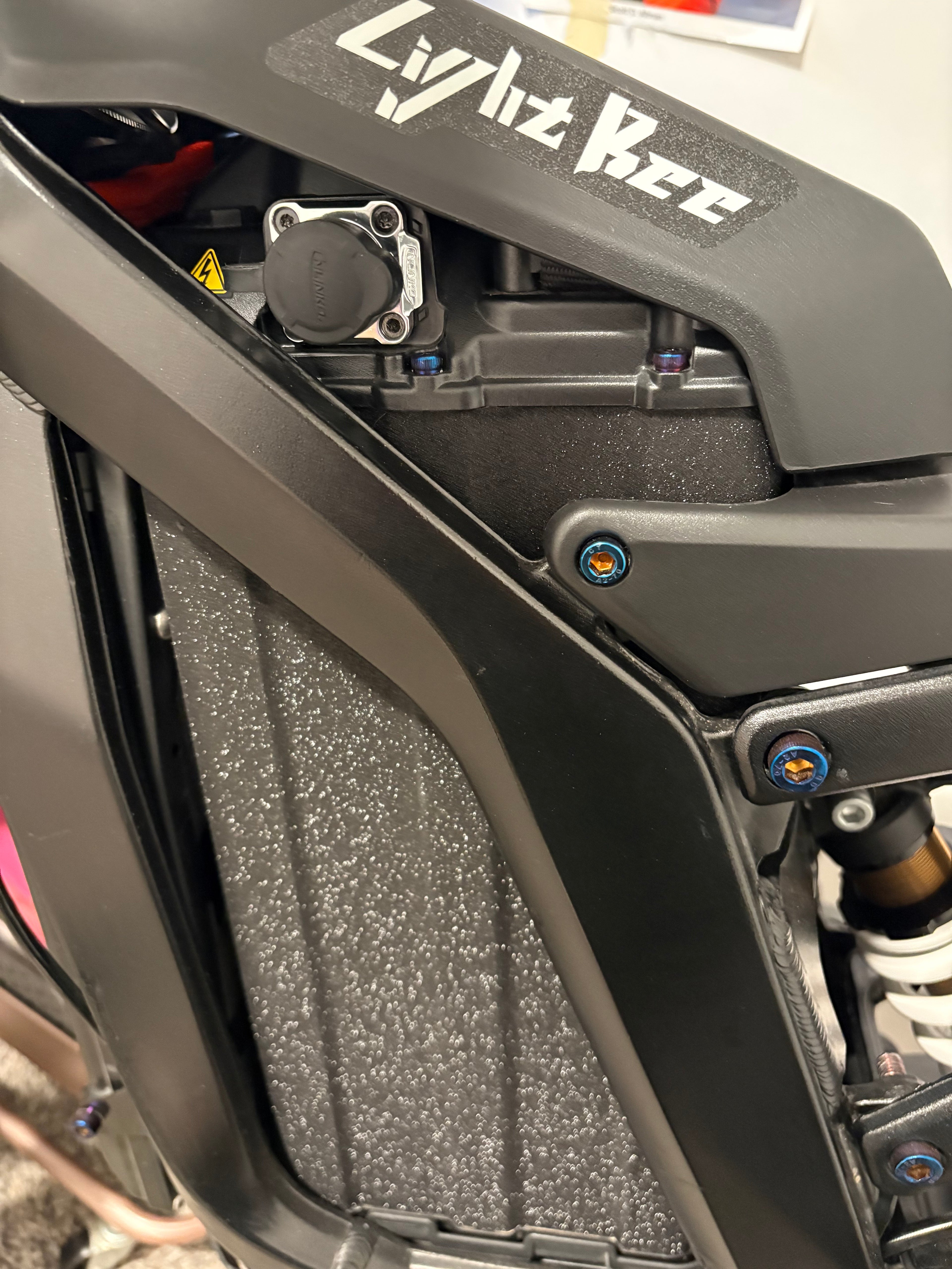 Titanium Battery Cover Bolt Kit